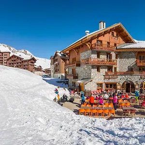 Appart hôtel Résidences Village Montana