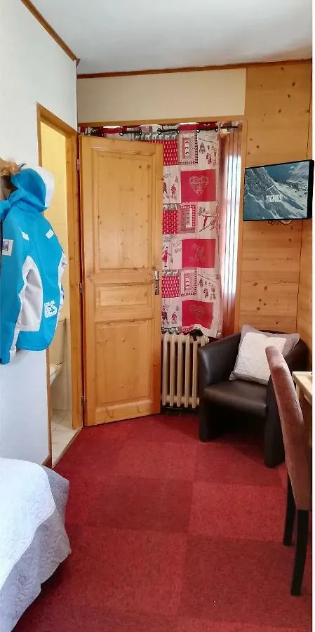**  Le Dome Hotel Tignes France