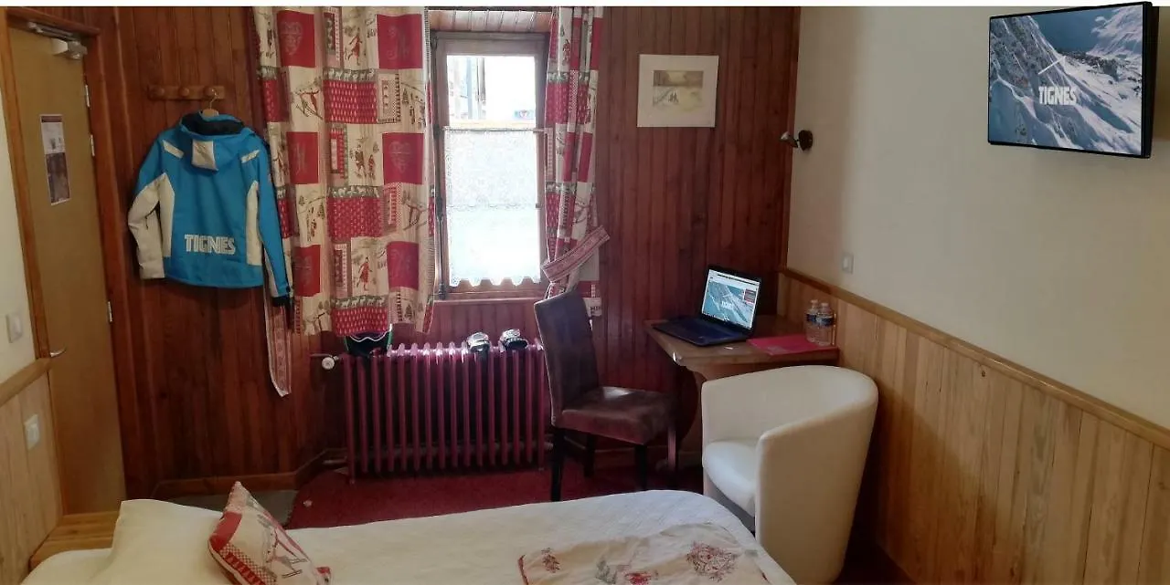 Le Dome Hotel Tignes 2*,  France